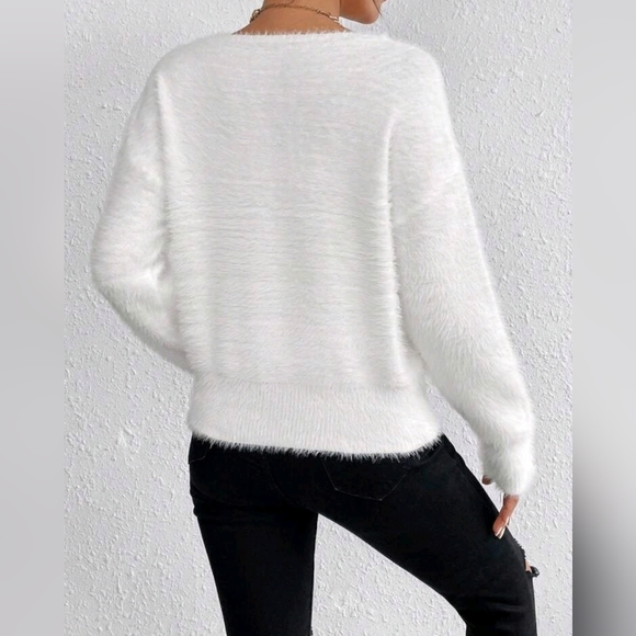 New Luxe Fluffy Knit V Neck Sweater Top White - Picture 4 of 8
